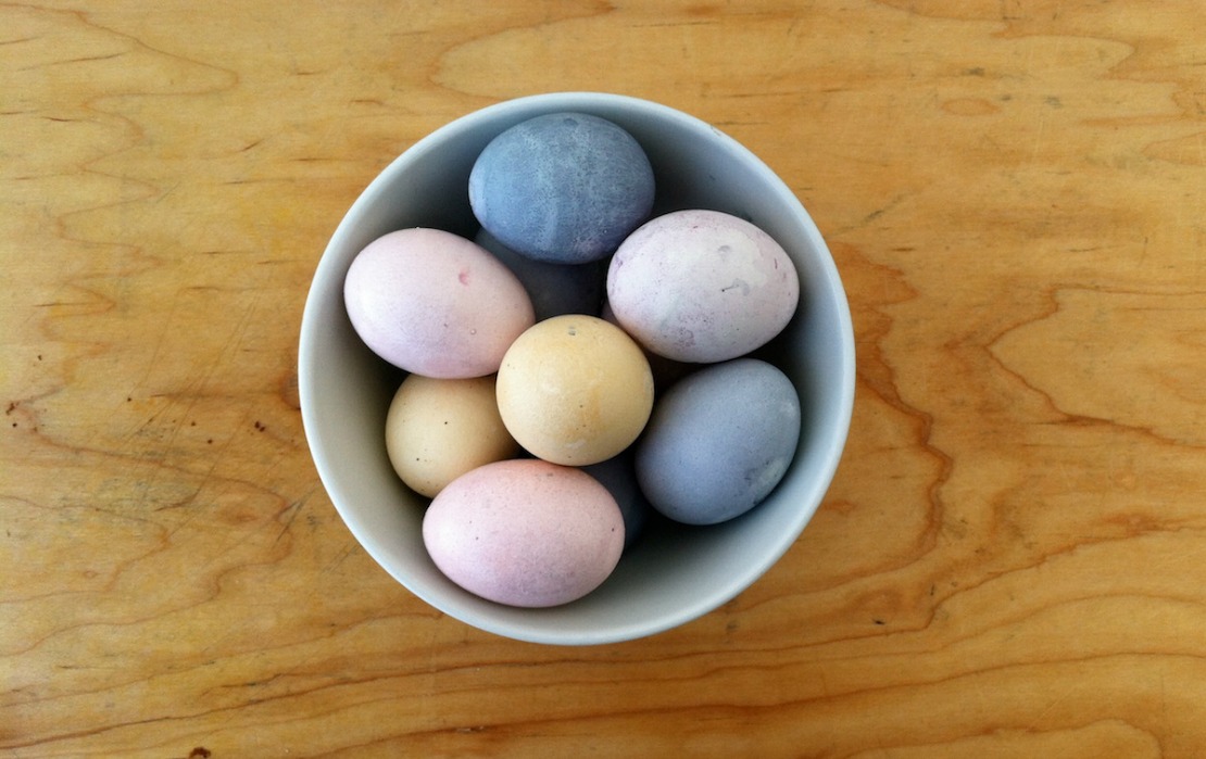 Naturalny barwnik do jajek wielkanocnych