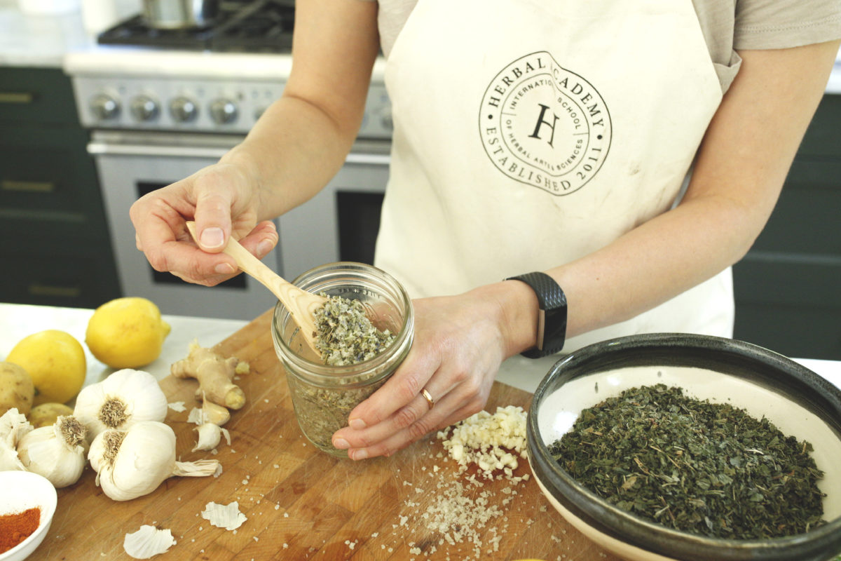 Jak zrobić DIY Ziołowe sole kulinarne