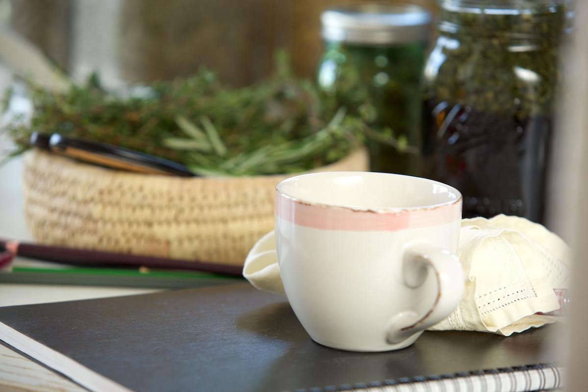 18 herbat ziołowych, które pomogą Ci zachować zdrowie tej zimy