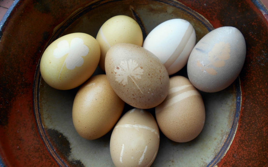 4 techniki dekorowania jajek wielkanocnych